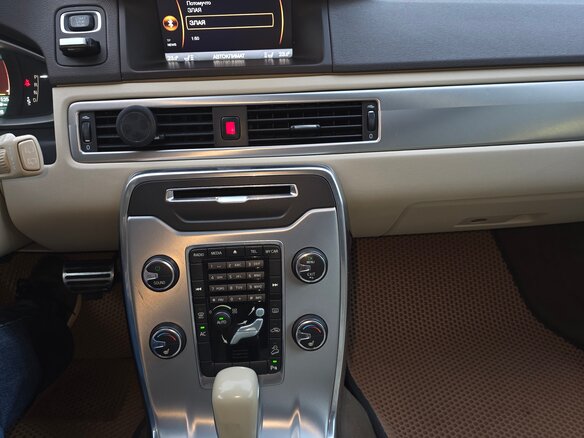 2012 Volvo XC70 II, бежевый, 1600000 рублей - вид 14