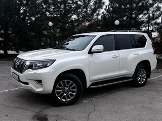 2018 Toyota Land Cruiser Prado 150 Series Рестайлинг 2, белый, 5100000 рублей, вид 5