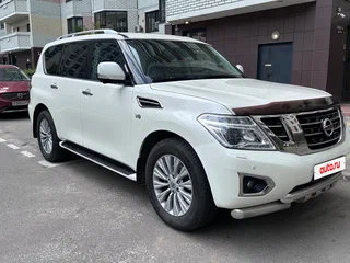 2014 Nissan Patrol VI (Y62) Рестайлинг, белый, 2650000 рублей, вид 1