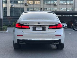 2022 BMW 5 серии Long 530Li VII (G30/G31/G38) Рестайлинг, белый, 5490000 рублей, вид 5
