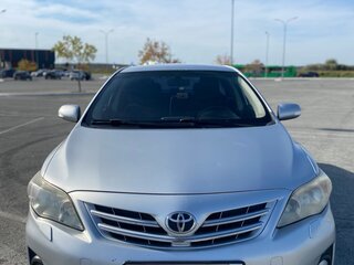 2010 Toyota Corolla X (E140, E150) Рестайлинг, серый, 1150000 рублей, вид 1