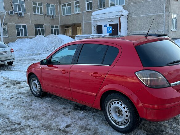 2007 Opel Astra H Рестайлинг, красный, 430000 рублей - вид 9