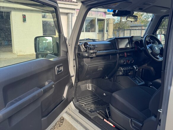 2019 Suzuki Jimny Sierra IV, серый, 2400000 рублей - вид 30