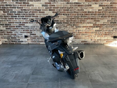 2026 QJMotor FORT 400 N, серый, 549000 рублей, вид 3