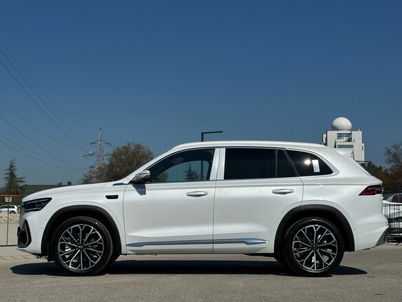 2026 Geely Monjaro (Xingyue L) I Рестайлинг 2 (China Market), белый, 4697000 рублей - вид 14