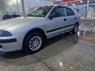 1999 Mitsubishi Carisma I, серый, 450000 рублей, вид 2