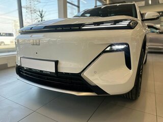 2026 Geely EX5 Гибрид EM-R, белый, 3829990 рублей, вид 4