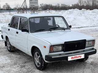 2011 Lada (ВАЗ) 2107, белый, 220000 рублей, вид 1