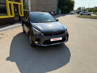 2021 Kia Rio X IV Рестайлинг, серебристый, 1400000 рублей, вид 1