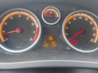 2007 Opel Corsa D, серый, 349000 рублей, вид 4