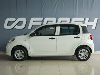 2018 Toyota Passo III, белый, 759000 рублей, вид 5
