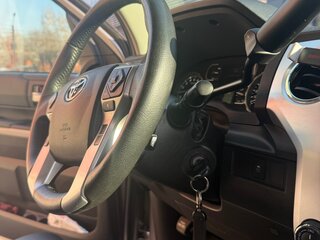 2017 Toyota Tundra Long Bed II Рестайлинг, серый, 4750000 рублей, вид 4