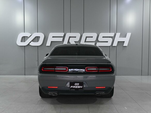 2019 Dodge Challenger III Рестайлинг 2, серый, 3399000 рублей - вид 3