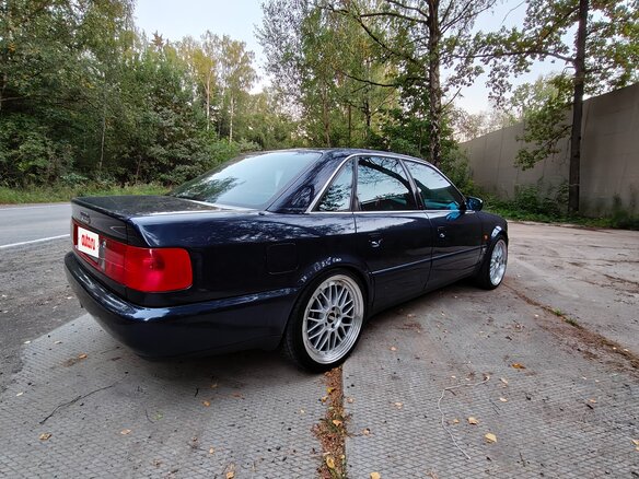 1995 Audi S6 6-speed I (C4), синий, 1800000 рублей - вид 3