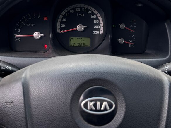 2005 Kia Sportage II, чёрный, 700000 рублей - вид 7