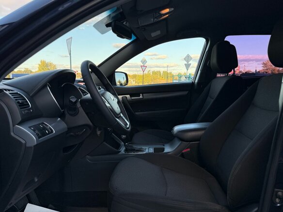 2013 Kia Sorento II Рестайлинг, синий, 1829000 рублей - вид 8