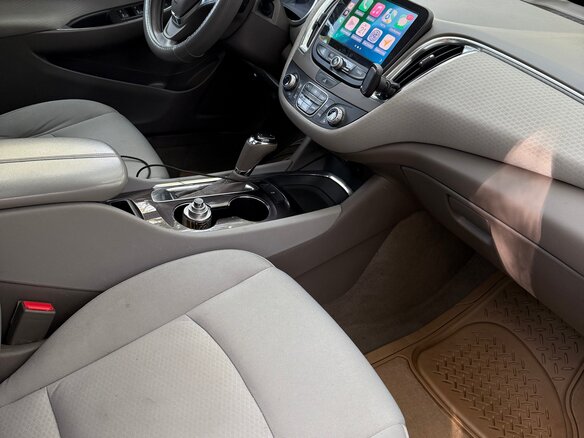 2018 Chevrolet Malibu IX Рестайлинг, серый, 1400000 рублей - вид 12