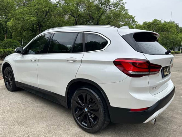 2021 BMW X1 20Li sDrive II (F48) Рестайлинг, белый - вид 19