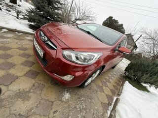 2012 Hyundai Solaris I, красный, 810000 рублей, вид 5