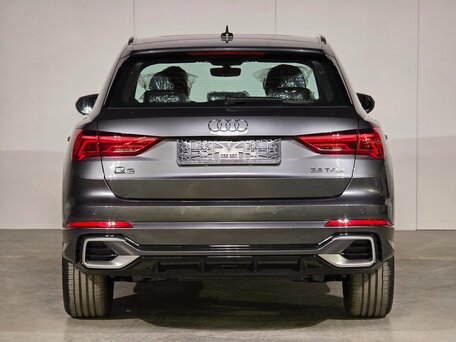 2026 Audi Q3 35 TFSI II (F3), серый, 3745000 рублей, вид 3