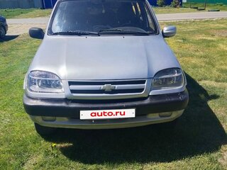 2005 Chevrolet Niva I, серебристый, 230000 рублей, вид 2