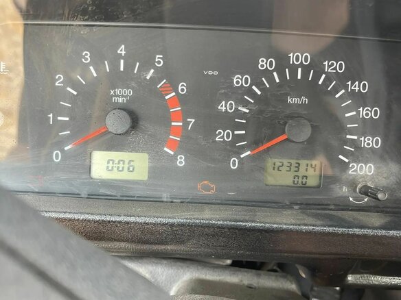 2011 Lada (ВАЗ) 2121 (4x4) I Рестайлинг, пурпурный, 300000 рублей - вид 5