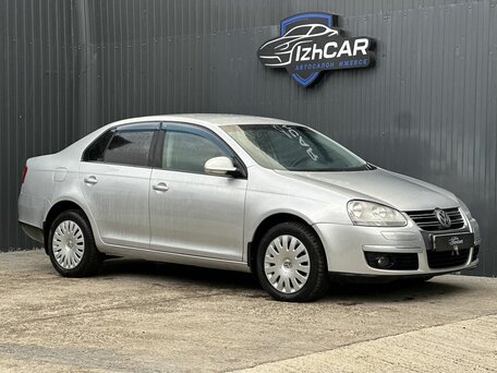 Volkswagen Jetta V