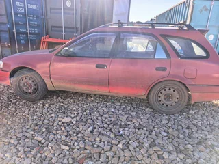 1995 Toyota Sprinter Carib III, чёрный, 190000 рублей, вид 3
