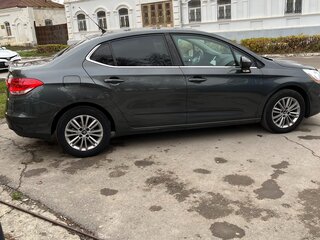 2013 Citroen C4 II, серый, 895000 рублей, вид 4