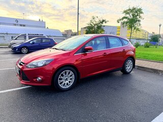 2012 Ford Focus III, пурпурный, 900000 рублей, вид 4
