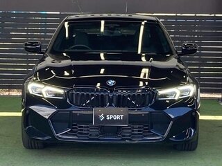 2023 BMW 3 серии 318i VII (G2x) Рестайлинг, чёрный, 2940010 рублей, вид 2