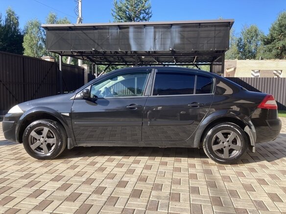2008 Renault Megane II Рестайлинг, чёрный, 560000 рублей