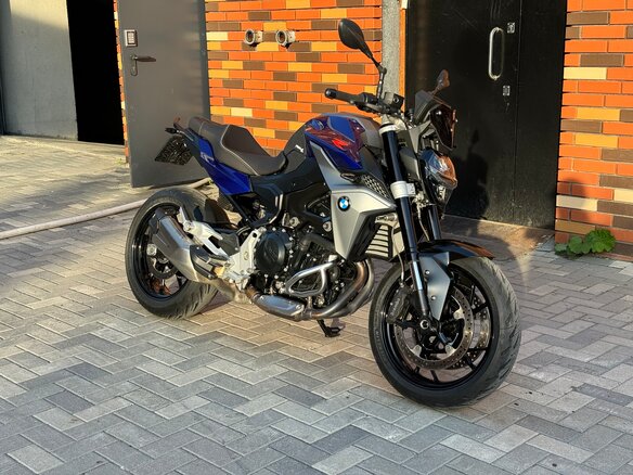2020 BMW F 900 R, синий - вид 3