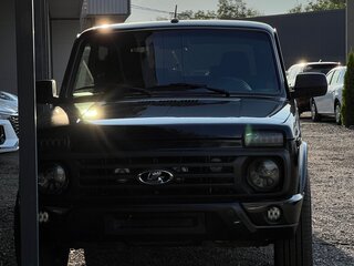 2020 Lada (ВАЗ) 2121 (4x4) Urban I Рестайлинг (2020), чёрный, 750000 рублей, вид 4