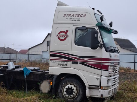 1995 Volvo FH, белый, 800000 рублей, вид 1