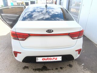 2020 Kia Rio IV, белый, 1200000 рублей, вид 5