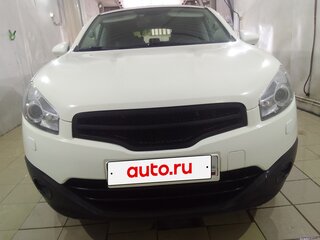 2013 Nissan Qashqai I Рестайлинг, белый, 1170000 рублей, вид 2