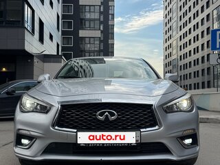 2019 Infiniti Q50 I Рестайлинг, серебристый, 2600000 рублей, вид 4