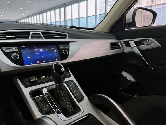 2019 Geely Atlas I, серебристый, 1430000 рублей - вид 12