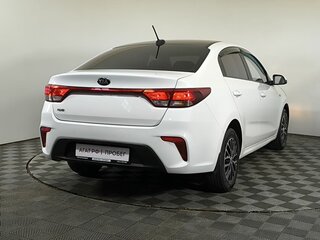 2018 Kia Rio IV, белый, 1215000 рублей, вид 4