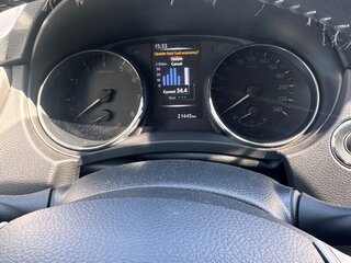 2014 Nissan Qashqai II, красный, 1700000 рублей, вид 3