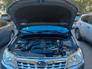 2011 Subaru Forester III Рестайлинг, серебристый, 1350000 рублей, вид 2