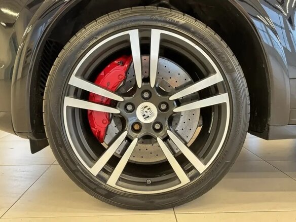 2013 Porsche Cayenne Turbo S II (958), чёрный, 3900000 рублей - вид 6