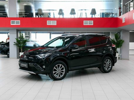 Toyota RAV4 IV (XA40) Рестайлинг