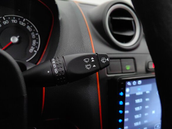 2007 Ford Fiesta Mk5, красный, 261000 рублей - вид 19