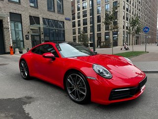 2019 Porsche 911 Carrera 4 VIII (992), красный, 12999999 рублей, вид 4