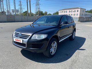 2008 Volkswagen Touareg I Рестайлинг, чёрный, 1100000 рублей, вид 1