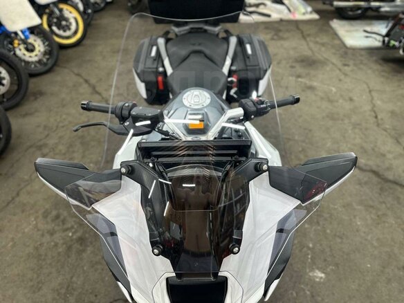 2025 BMW R 1300 RT, белый, 3200000 рублей - вид 11