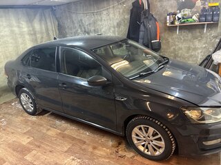 2018 Volkswagen Polo V Рестайлинг, серый, 950000 рублей, вид 5