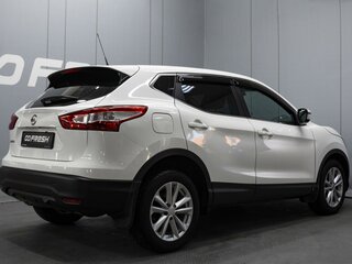 2014 Nissan Qashqai II, белый, 1650000 рублей, вид 2